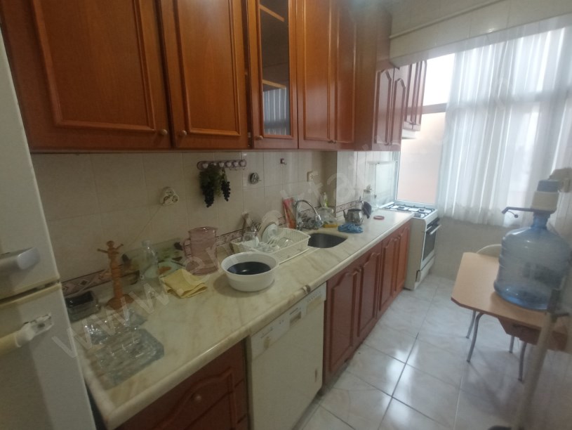Kocamustafapaşa Kiralık Daire Eşyalı 2+1 80m² 2.Kat Kombili Çift Cepheli
