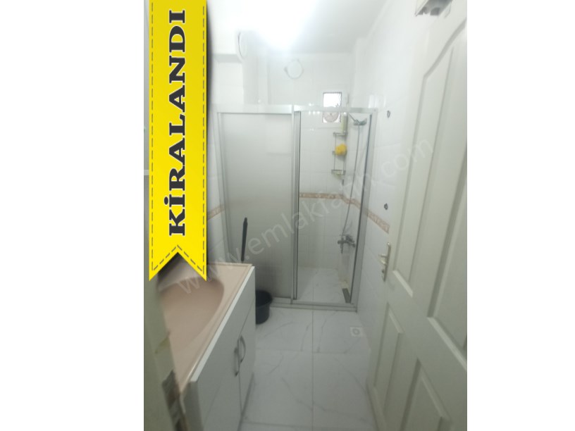 Kocamustafapaşa Kiralık Daire Eşyalı 2+1 80m² 2.Kat Kombili Çift Cepheli