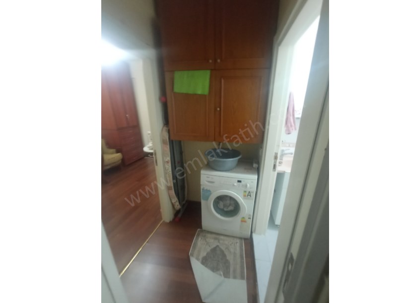 Kocamustafapaşa Kiralık Daire Eşyalı 2+1 80m² 2.Kat Kombili Çift Cepheli
