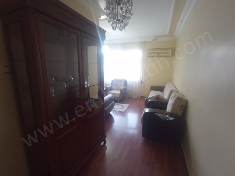 Kocamustafapaşa Kiralık Daire Eşyalı 2+1 80m² 2.Kat Kombili Çift Cepheli