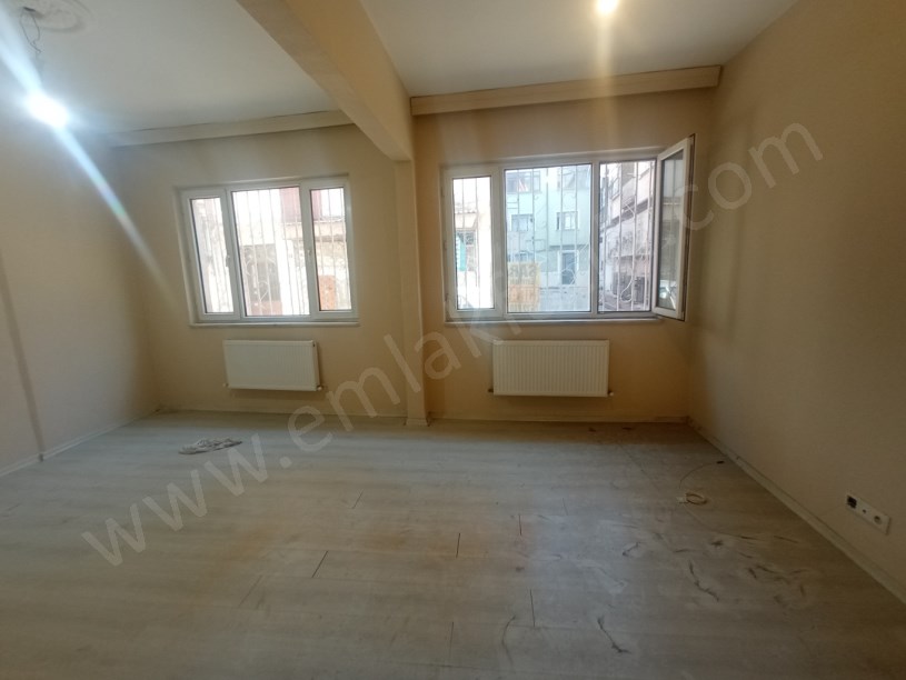 Kocamustafapaşa Kiralık Daire 1,5+1 Full Yapılı Giriş
