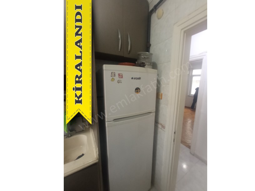 Kocamustafapaşa Kiralık Daire Eşyalı 1+1 1.KAT Kombili