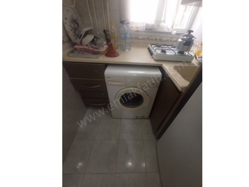 Kocamustafapaşa Kiralık Daire Eşyalı 1+1 1.KAT Kombili