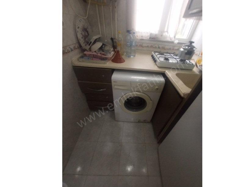 Kocamustafapaşa Kiralık Daire Eşyalı 1+1 1.KAT Kombili