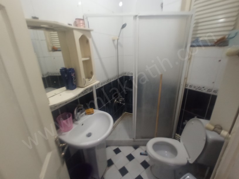 Kocamustafapaşa Kiralık Daire Eşyalı 1+1 1.KAT Kombili
