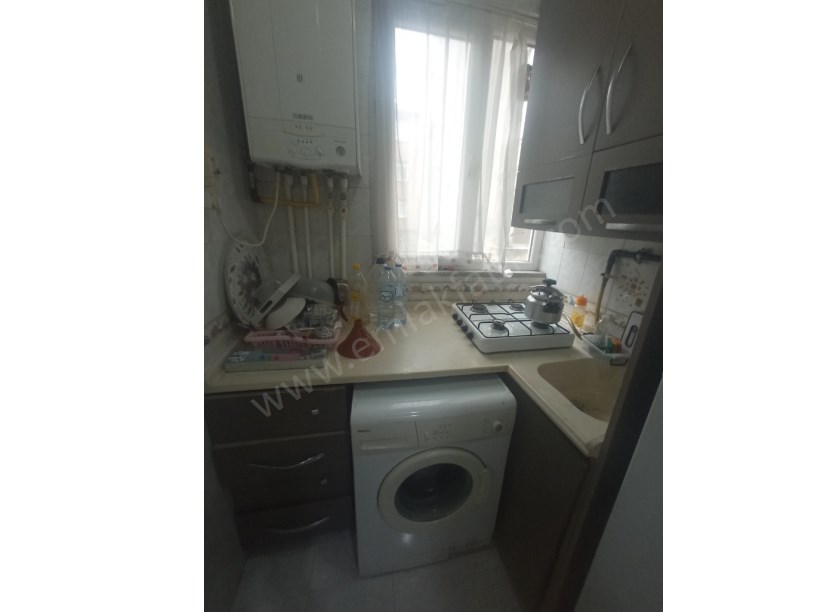 Kocamustafapaşa Kiralık Daire Eşyalı 1+1 1.KAT Kombili