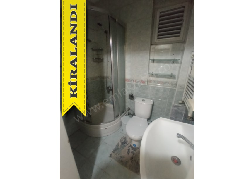 Kocamustafapaşa Kiralık Daire 2+1 Full Yapılı 3.KAT