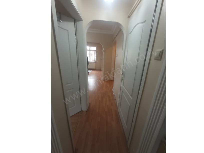 Kocamustafapaşa Kiralık Daire 2+1 Full Yapılı 3.KAT