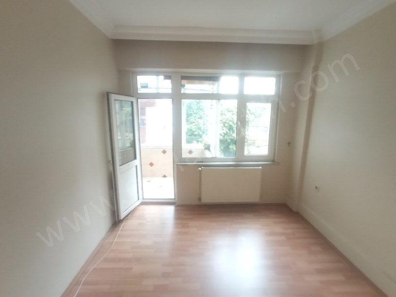 Kocamustafapaşa Kiralık Daire 2+1 Full Yapılı 3.KAT