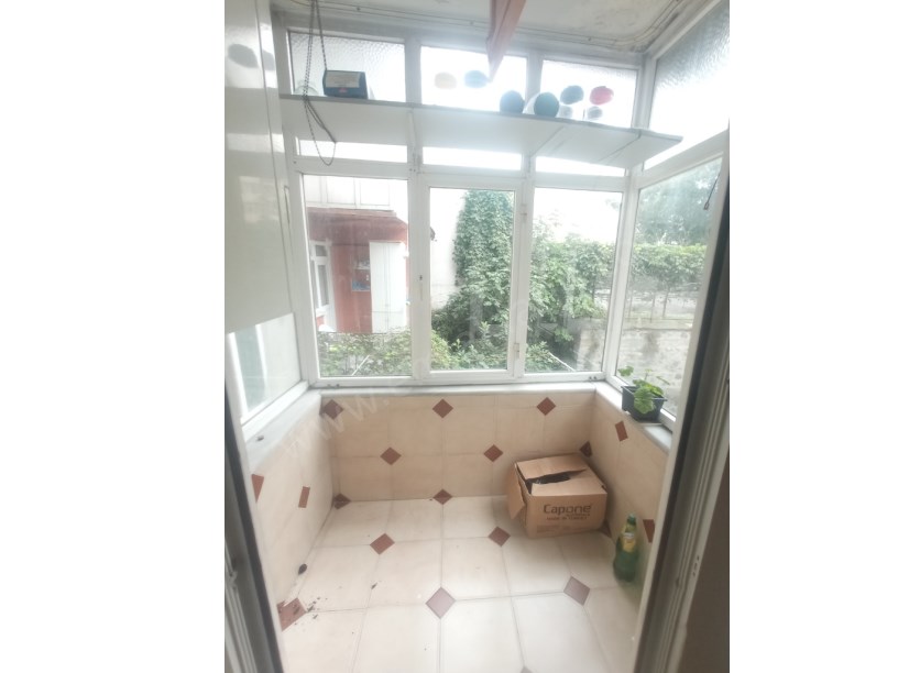 Kocamustafapaşa Kiralık Daire 2+1 Full Yapılı 3.KAT
