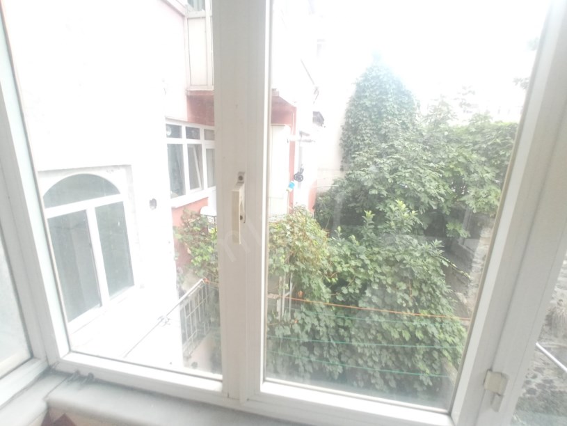 Kocamustafapaşa Kiralık Daire 2+1 Full Yapılı 3.KAT