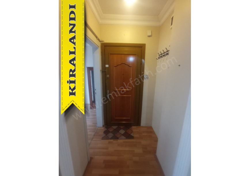Kocamustafapaşa Kiralık Daire 2+1 Full Yapılı 3.KAT