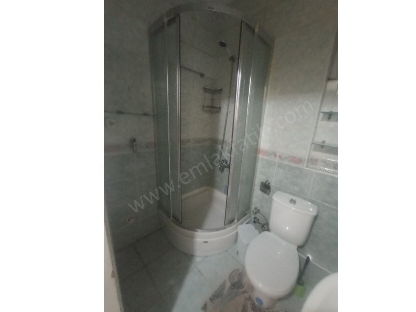 Kocamustafapaşa Kiralık Daire 2+1 Full Yapılı 3.KAT