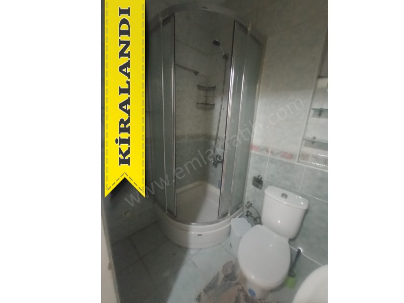 Kocamustafapaşa Kiralık Daire 2+1 Full Yapılı 3.KAT