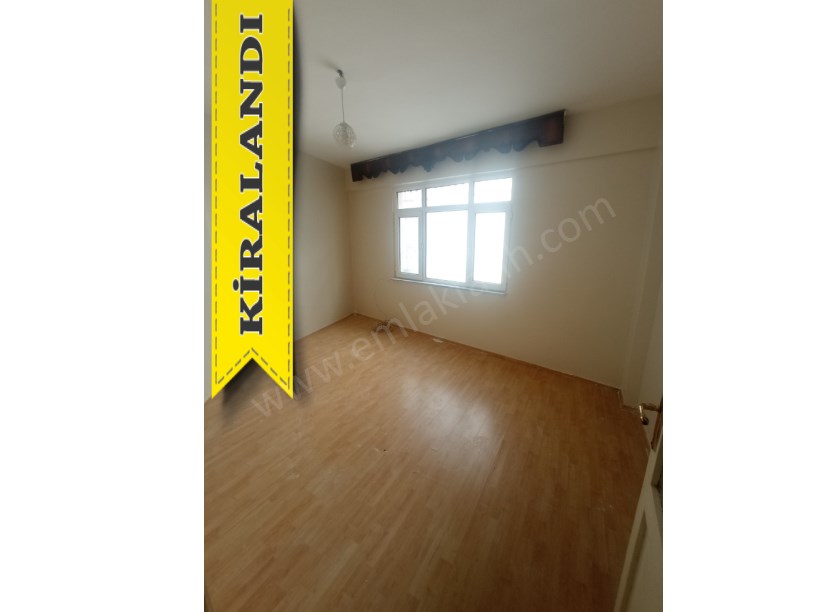 Kocamustafapaşa Kiralık Daire 1+1+HOL Yüksek Giriş