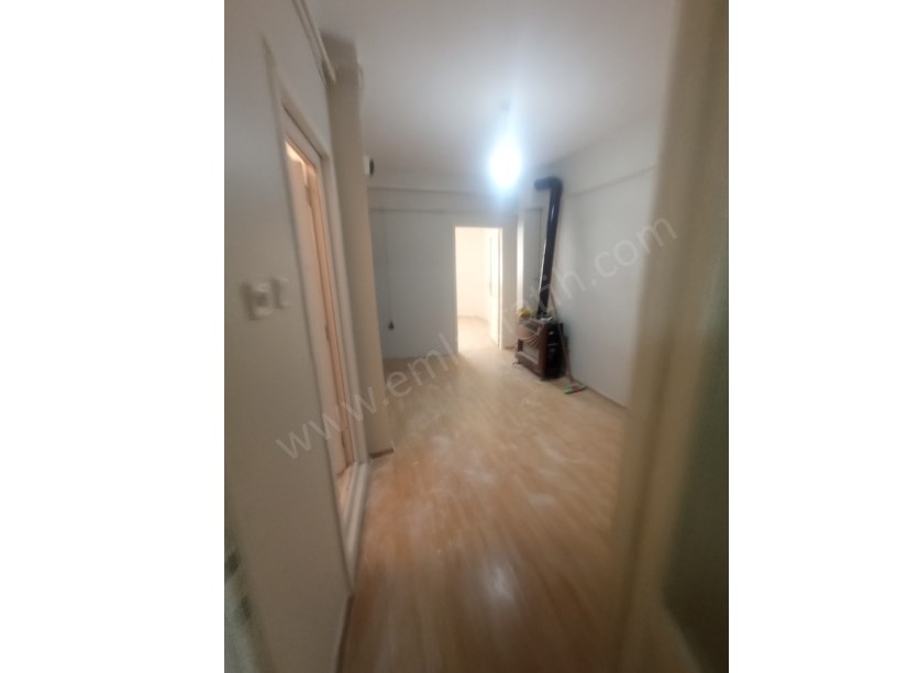 Kocamustafapaşa Kiralık Daire 1+1+HOL Yüksek Giriş