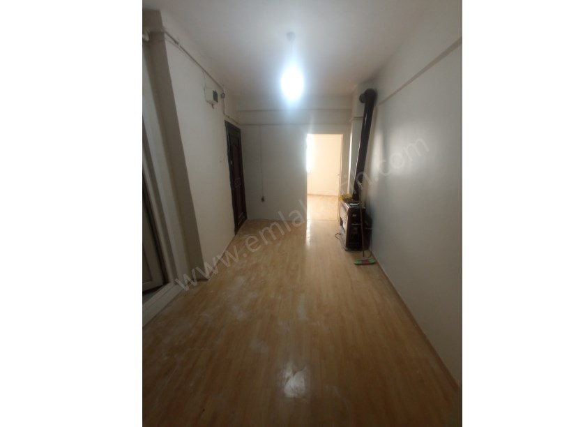Kocamustafapaşa Kiralık Daire 1+1+HOL Yüksek Giriş