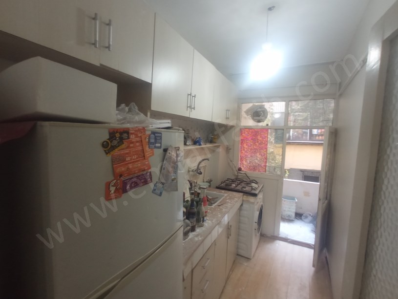 Kocamustafapaşa Kiralık Daire 1+1+HOL Yüksek Giriş