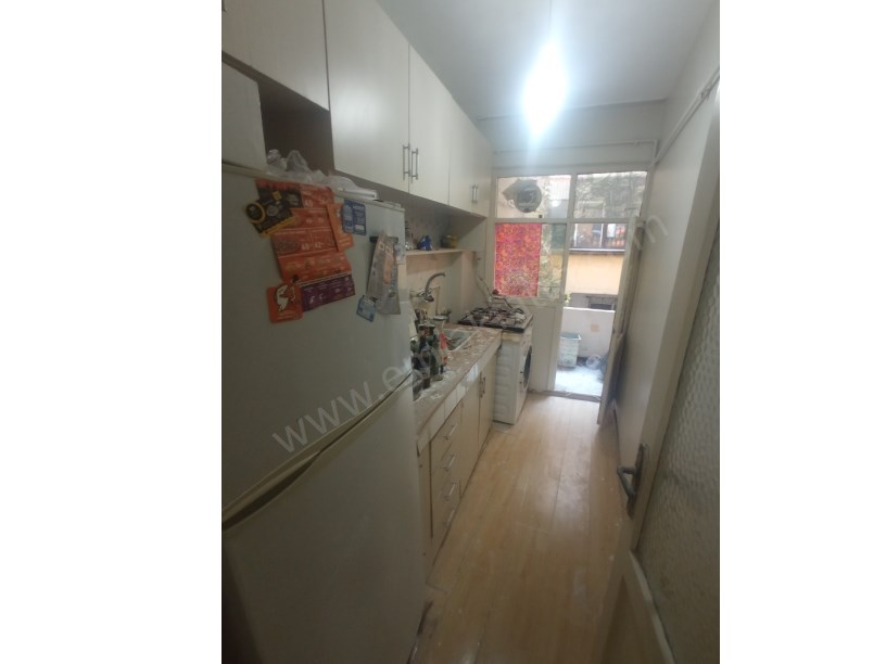Kocamustafapaşa Kiralık Daire 1+1+HOL Yüksek Giriş