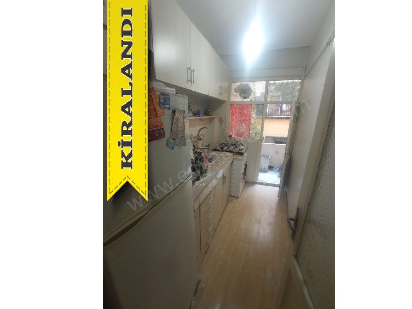 Kocamustafapaşa Kiralık Daire 1+1+HOL Yüksek Giriş