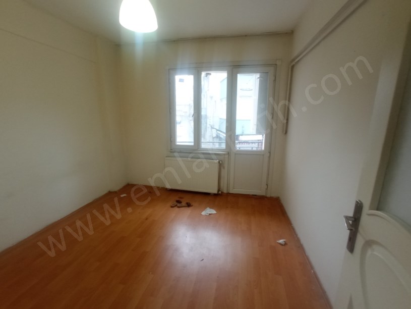 Kocamustafapaşa Kiralık Daire Yapılı 2+1 1.kat ( ESKİ PORTFÖY )