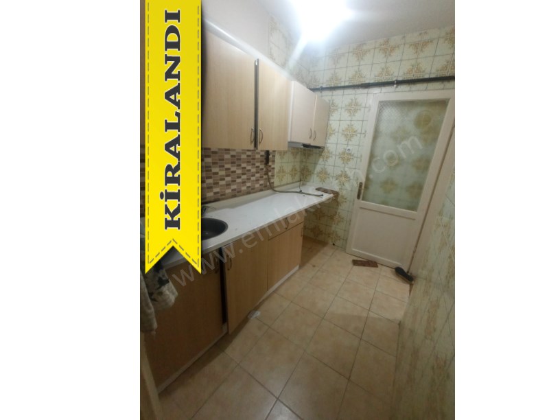 Kocamustafapaşa Kiralık Daire Yapılı 2+1 1.kat ( ESKİ PORTFÖY )