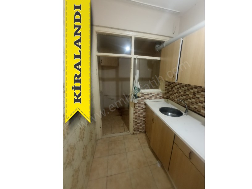 Kocamustafapaşa Kiralık Daire Yapılı 2+1 1.kat ( ESKİ PORTFÖY )