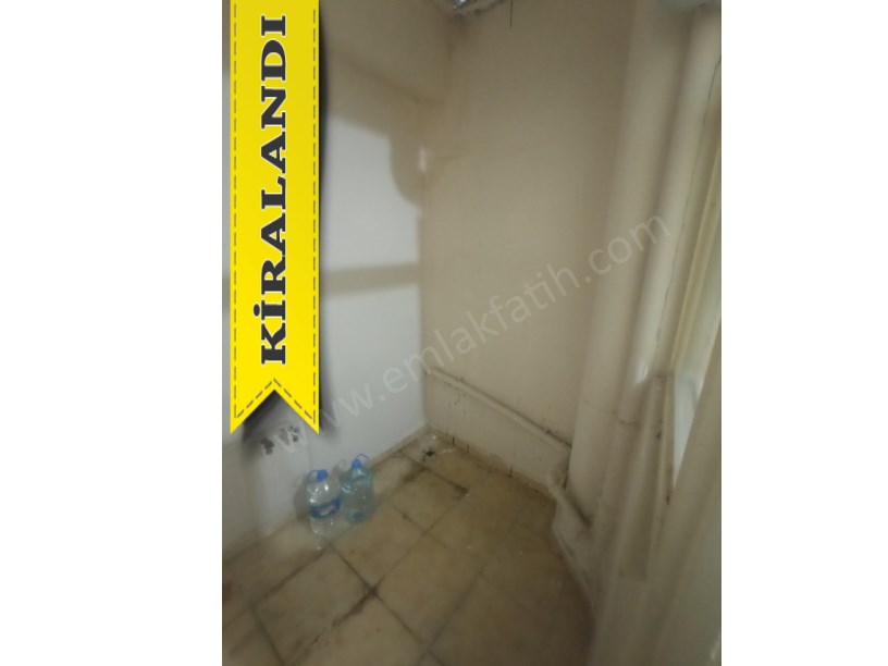 Kocamustafapaşa Kiralık Daire Yapılı 2+1 1.kat ( ESKİ PORTFÖY )