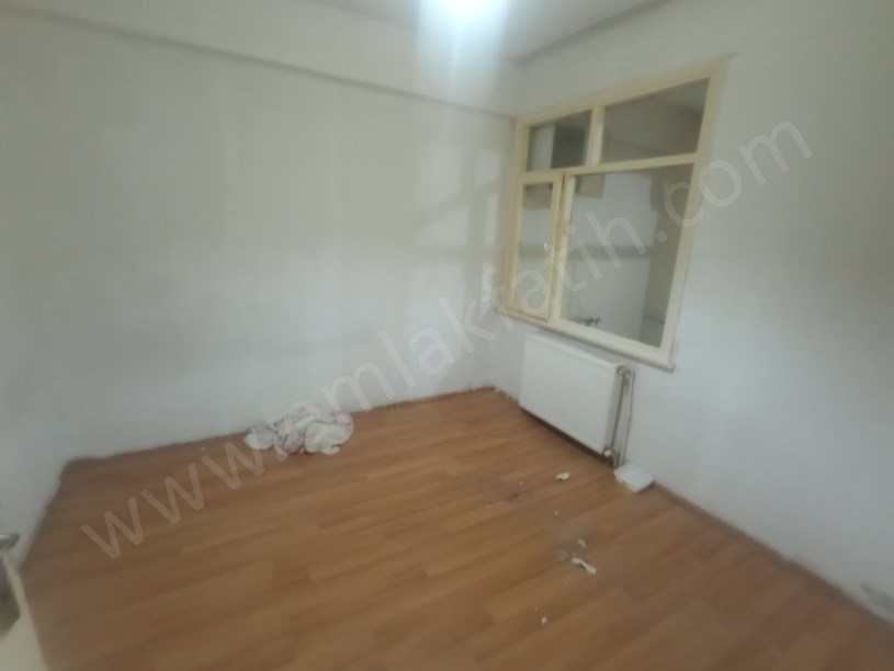 Kocamustafapaşa Kiralık Daire Yapılı 2+1 1.kat ( ESKİ PORTFÖY )