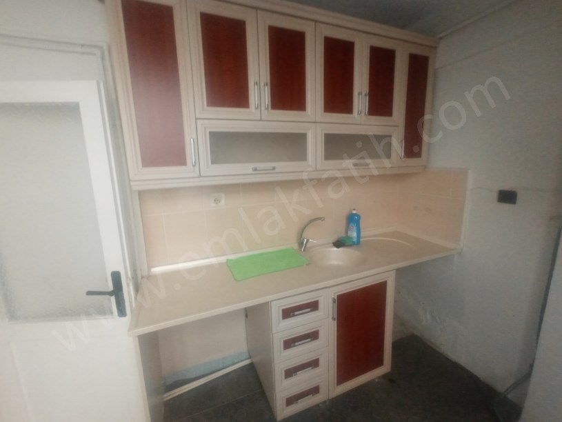 Kocamustafapaşa Kiralık Daire Çınar Sokak 2+1 ( ESKİ PORTFÖY )