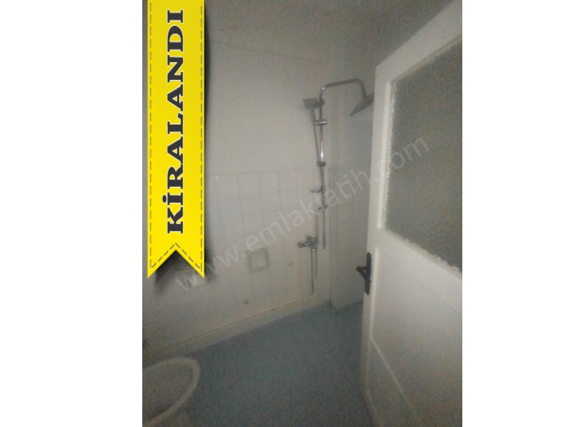 Kocamustafapaşa Kiralık Daire Çınar Sokak 2+1 ( ESKİ PORTFÖY )