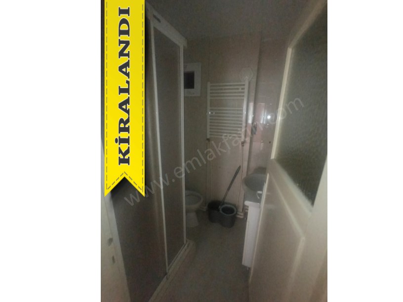 Kocamustafapaşa Kiralık Daire 25 Yıllık Genç 2+1 ( ESKİ PORTFÖY )