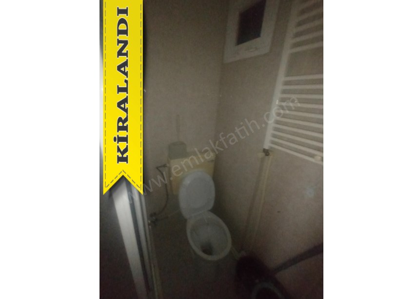 Kocamustafapaşa Kiralık Daire 25 Yıllık Genç 2+1 ( ESKİ PORTFÖY )