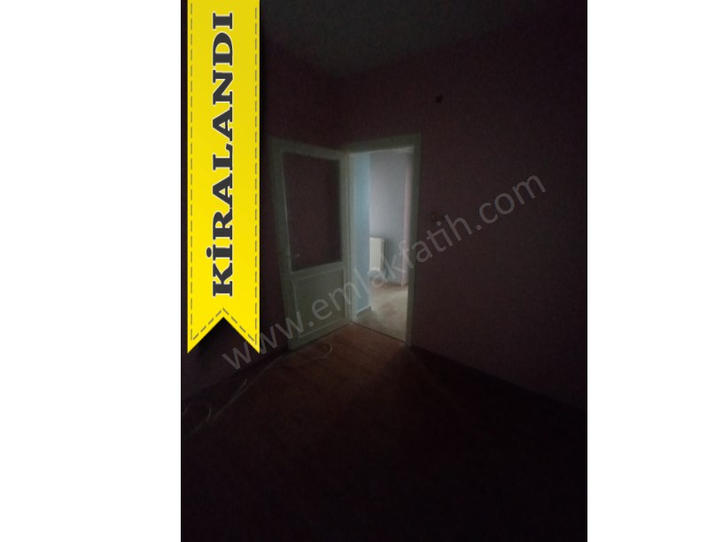 Kocamustafapaşa Kiralık Daire 25 Yıllık Genç 2+1 ( ESKİ PORTFÖY )