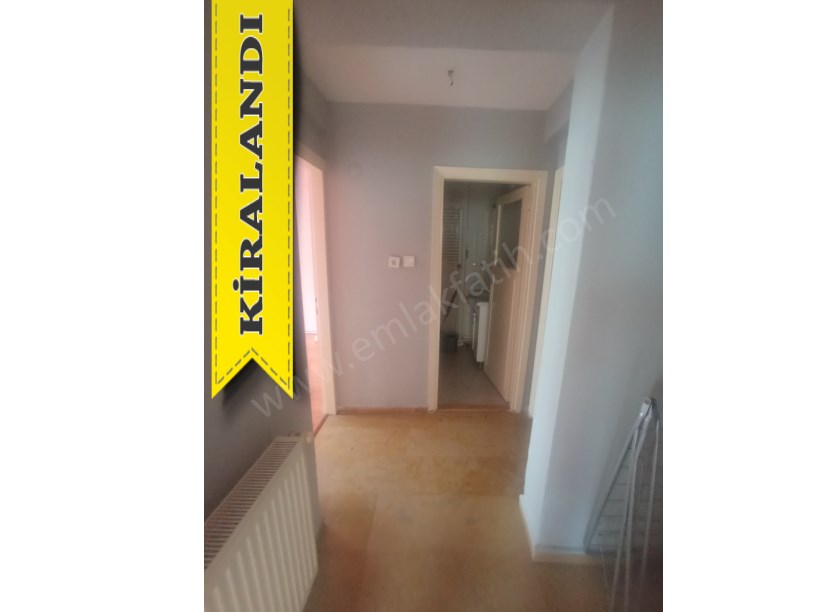 Kocamustafapaşa Kiralık Daire 25 Yıllık Genç 2+1 ( ESKİ PORTFÖY )