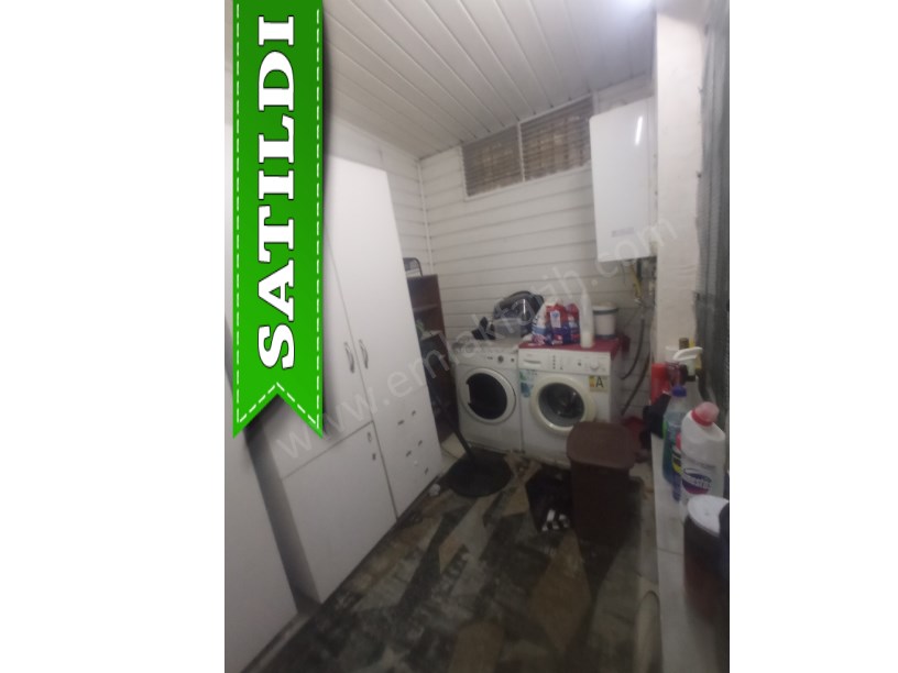 Kocamustafapaşa Meydan Yanı Genç Binada 2+1 ( ESKİ PORTFÖY )