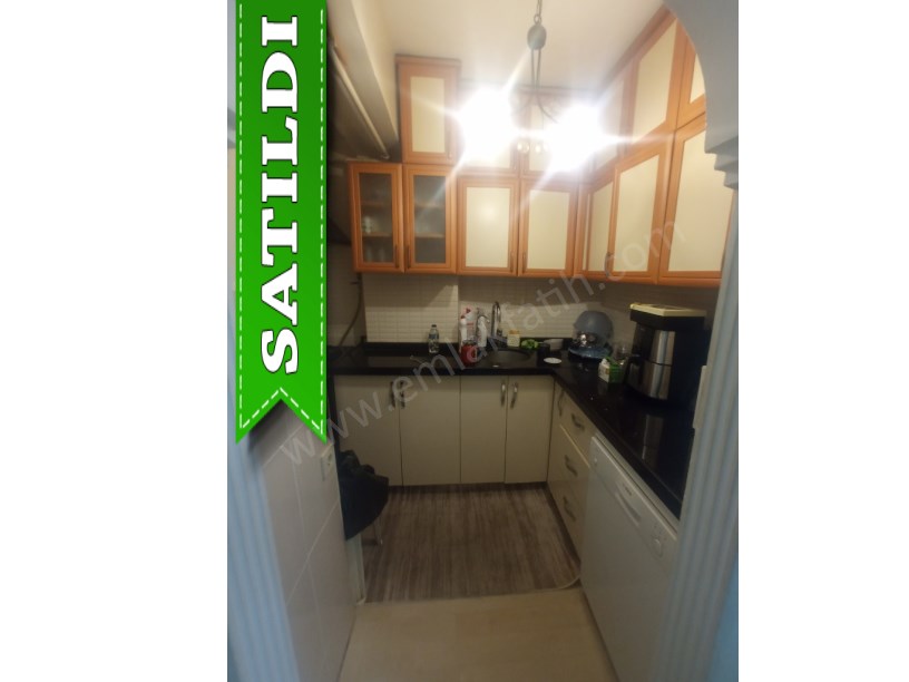 Kocamustafapaşa Meydan Yanı Genç Binada 2+1 ( ESKİ PORTFÖY )