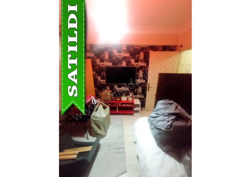 Kocamustafapaşa Meydan Yanı Genç Binada 2+1 ( ESKİ PORTFÖY )