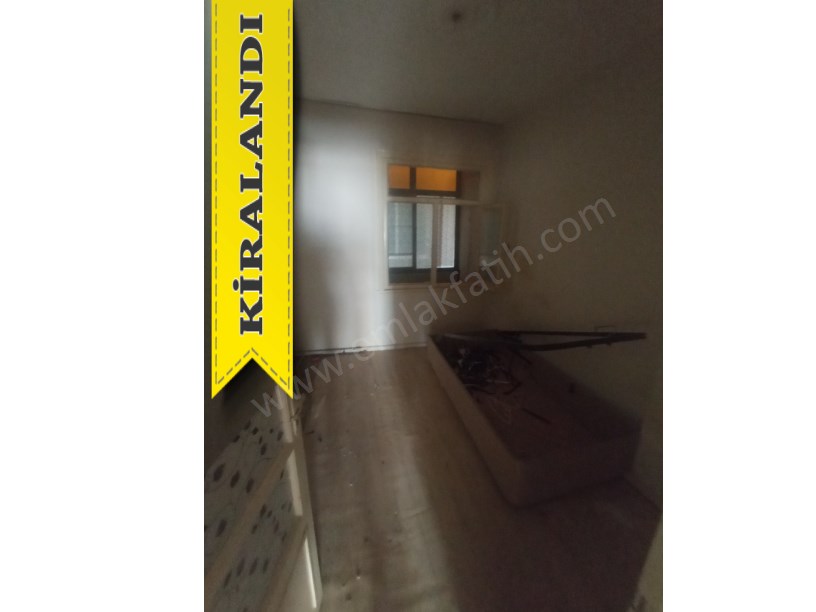 Kocamustafapaşa Kiralık Daire İzci Türk Sk 2+1 ( ESKİ PORTFÖY )