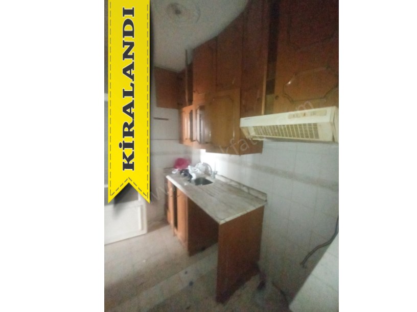 Kocamustafapaşa Kiralık Daire İzci Türk Sk 2+1 ( ESKİ PORTFÖY )