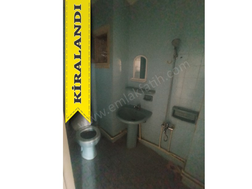 Kocamustafapaşa Kiralık Daire İzci Türk Sk 2+1 ( ESKİ PORTFÖY )