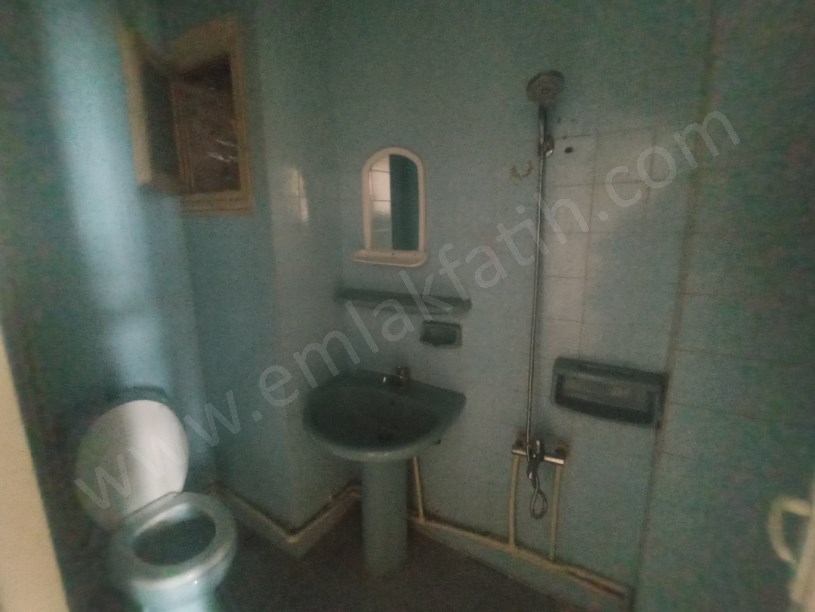 Kocamustafapaşa Kiralık Daire İzci Türk Sk 2+1 ( ESKİ PORTFÖY )