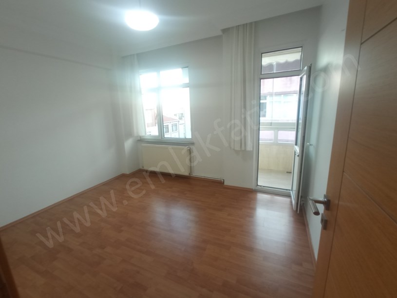 Kocamustafapaşa Kiralık 3+1 Daire Full Yapılı Temiz 4.kat