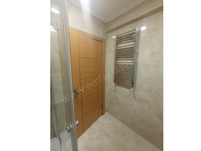 Kocamustafapaşa Kiralık 3+1 Daire Full Yapılı Temiz 4.kat