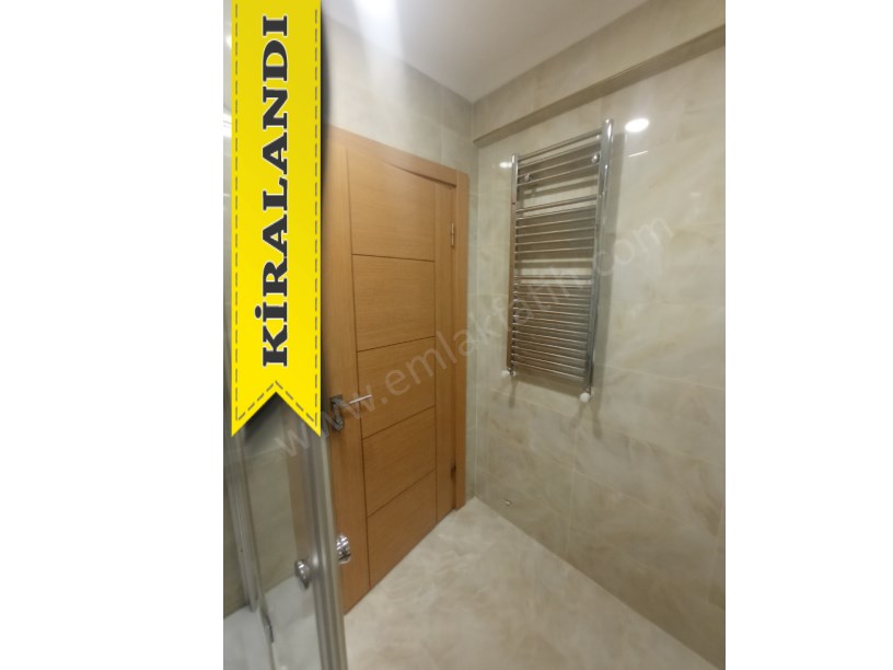 Kocamustafapaşa Kiralık 3+1 Daire Full Yapılı ( ESKİ PORTFÖY )