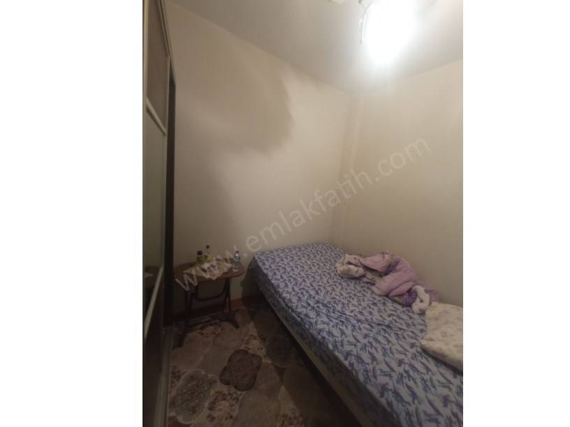 KOCAMUSTAFAPAŞA MİLLİ MÜDAFA SOK. SATILIK YÜKSEK GİRİŞ KÖŞE DAİRE