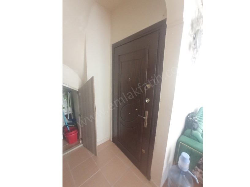 KOCAMUSTAFAPAŞA MİLLİ MÜDAFA SOK. SATILIK YÜKSEK GİRİŞ KÖŞE DAİRE