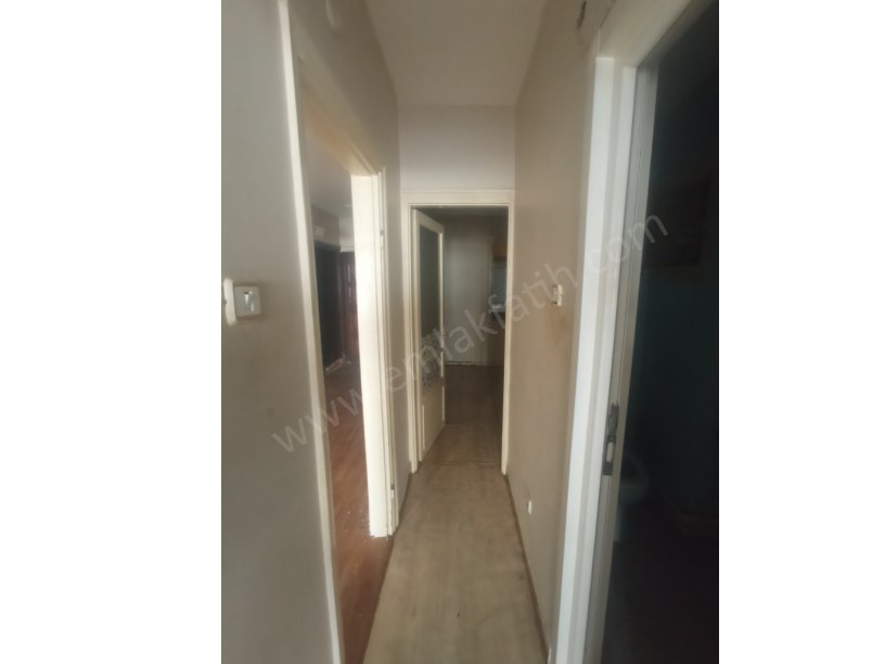 Kocamustafapaşa İzci Türk Sokak Kiralık 2+1 Daire 3.kat