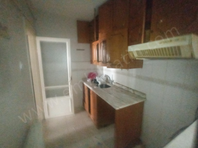 Kocamustafapaşa İzci Türk Sokak Kiralık 2+1 Daire 3.kat