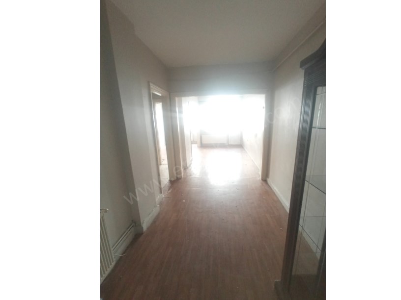 Kocamustafapaşa İzci Türk Sokak Kiralık 2+1 Daire 3.kat